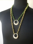 collana in catena tessile verde e senape con pendagli bronzo in metallo 10 euro